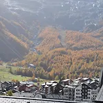 Apartmenthaus * סאס פה