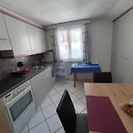 Apartmenthaus * סאס פה