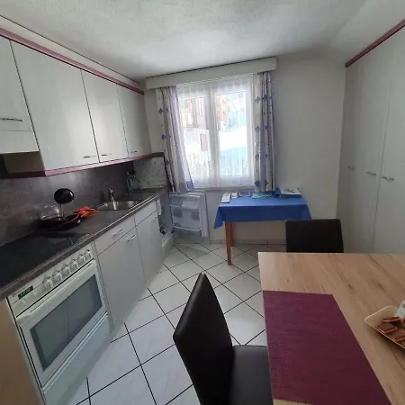 Apartmenthaus * Зас-Фе